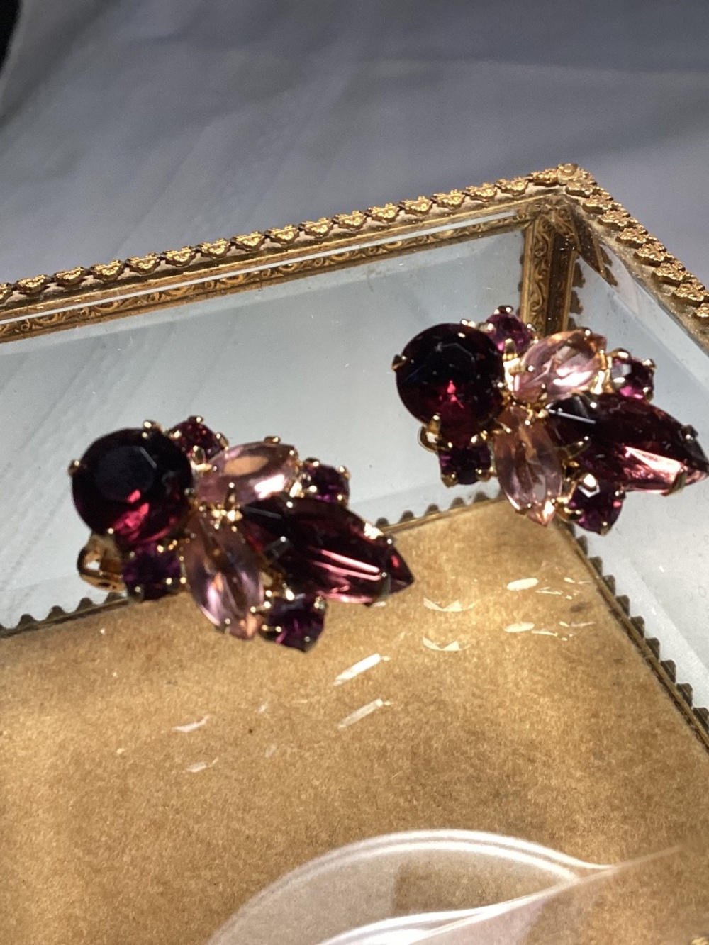 Vintage purple rhinestone clip and earrings stunning Juliana style